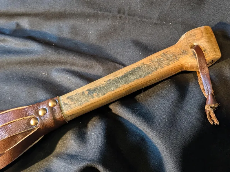 Barrel of Pain Hand Crafted Heavy Weight Kink / BDSM Flogger made from Whisky Barrel Oak and Repurposed Leather - Image 3