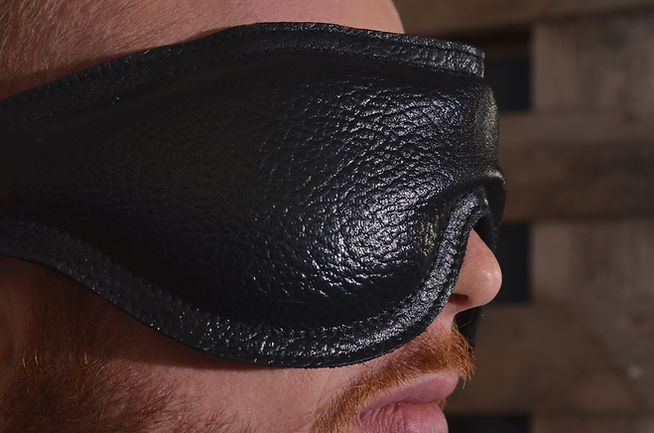 Large Padded Leather Blackout Blindfold - Image 4